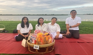 สภาเกษตรกรจังหวัดพิจิตรและสำนักงานสภาเกษตรกรจังหวัดพิจิตร  ร่วมกิจกรรม “ปูเสื่อ นั่งสาด ตักบาตรรับอรุณ เสริมบุญที่บึงสีไฟ” เฉลิมพระเกียรติพระบาทสมเด็จพระเจ้าอยู่หัว ส่งเสริมคุณธรรมควบคู่การท่องเที่ยวบึงสีไฟ ประจำเดือน  กรกฎาคม 2569  ณ สวนสาธารณะบึงสีไฟ 